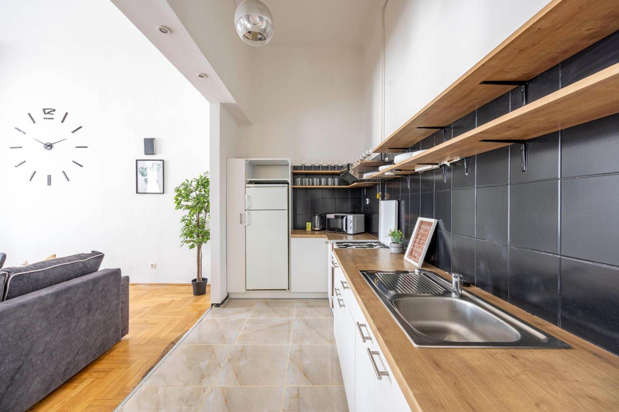 Super Central Cozy Home On The St. Stephen Road Budapest Exterior foto